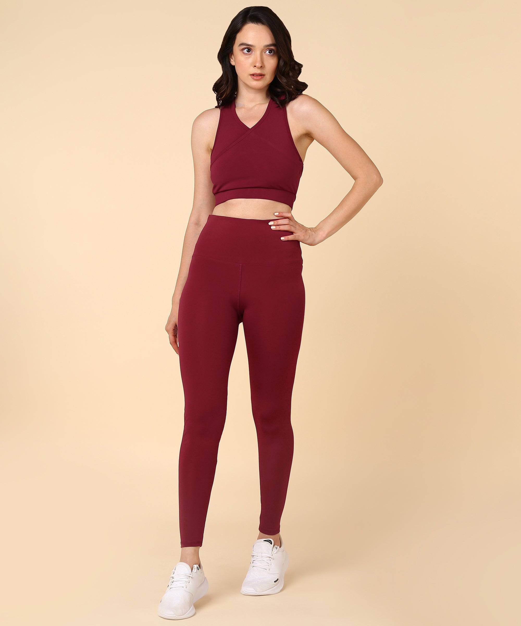 Solid Leggings with Back Zipper Pocket - Maroon