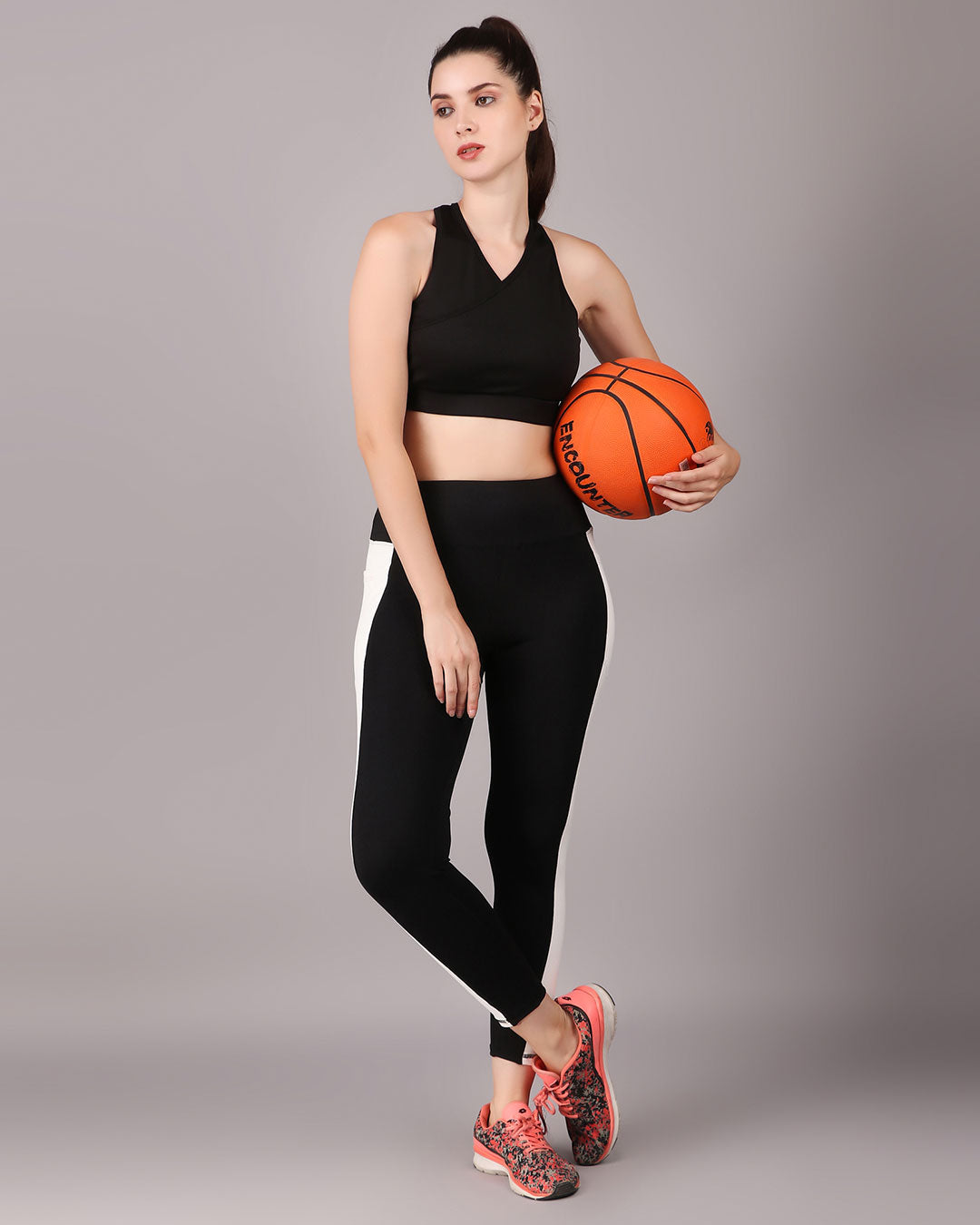 Cross Back Sports Bra - Black