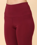Solid Leggings with Back Zipper Pocket - Maroon
